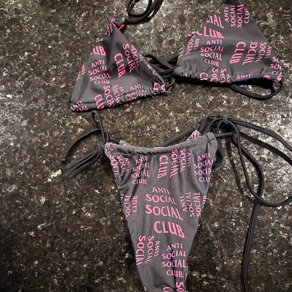 ASSC thong bikini NEW - Picture 2 of 4